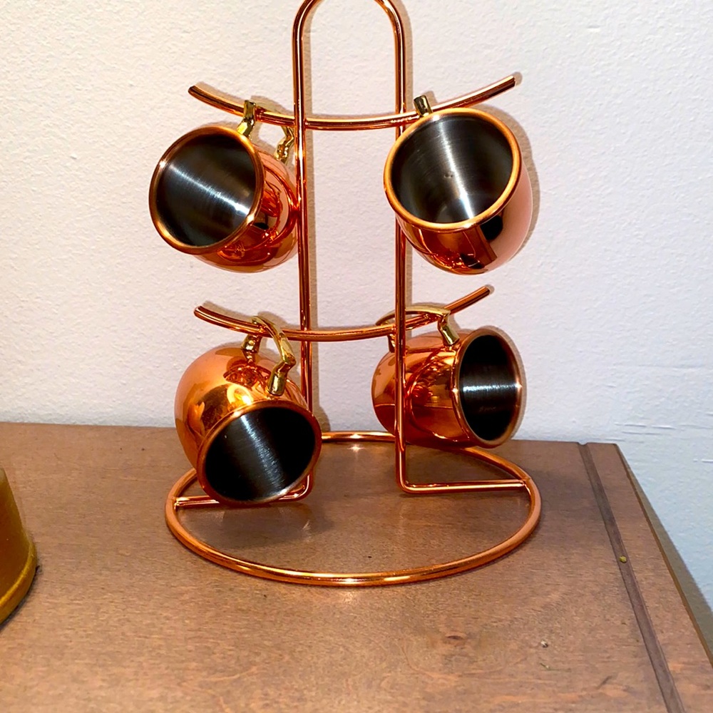 Set of 4 copper little mugs!